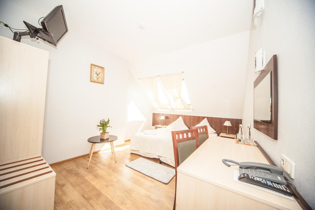 Hotel Ada Wiekszyce Kültér fotó