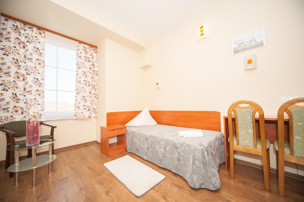 Hotel Ada Wiekszyce Kültér fotó